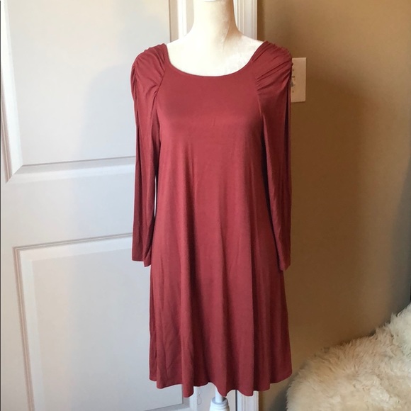 Open Back Ruffle Dress, NWT! - Picture 2 of 6